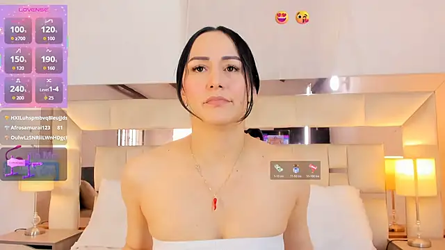 hazel_ross_tcw's Live XXX Chat