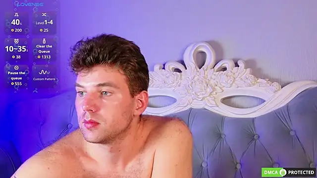 ArthurWhitee 即時 XXX 聊天