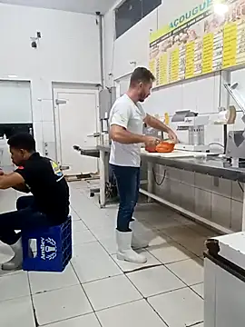 Show modela RobertoLuiz84 na web-kameri