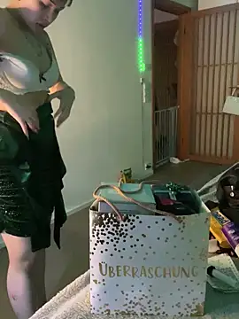 Just-Lilly Live XXX-Chat