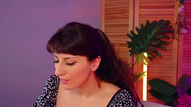 EmmaWheelers Live XXX-Chat