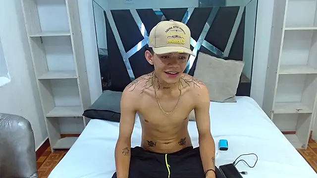 دردشة Daniel_Guty الجنسية المباشرة