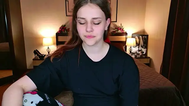 LilaClever Adlı Modelin Canlı XXX Sohbeti