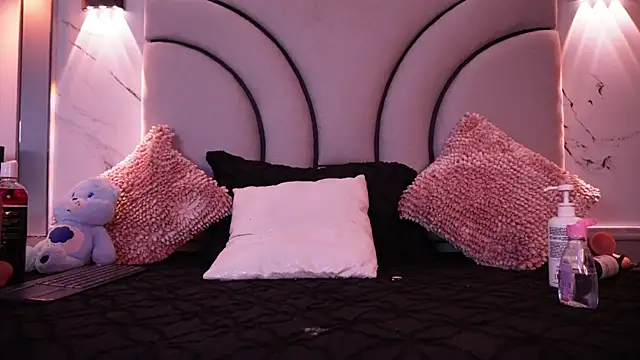 แชท XXX สดของ Julieta_priv