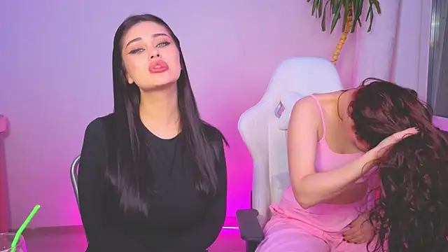 عرض كام Sofia_Plump