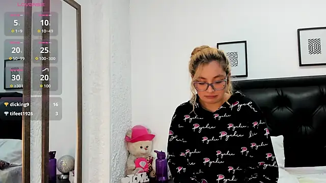 Abby_Morelly – Live XXX-chat