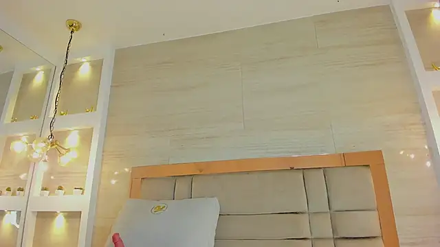 XXX chat uživo modela chloe_murray