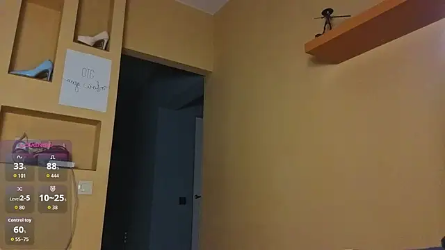 XXX chat uživo modela Muscle_Muse