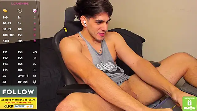 Chat +18 de Derekksc ao vivo