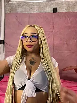 conny__curly Chat XXX live