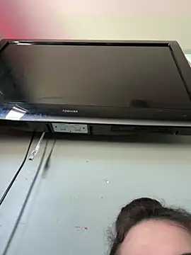 Pertunjukan Kamera Web Islandmamita