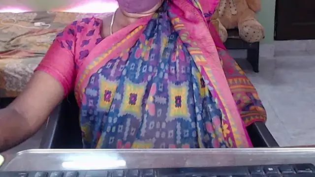 HotGulabi Webcamshow