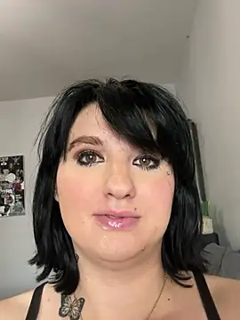 Show modela Courtneysinclair na web-kameri