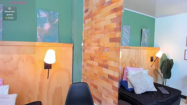 XXX chat uživo modela megansumer