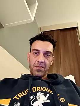 Sextructor@xh Adlı Modelin Web Kamerası Şovu