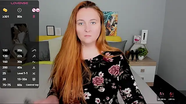 BabeLessi's Live XXX Chat