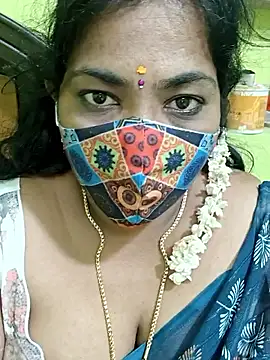 Tamil_Mithra Pertunjukan Webcam