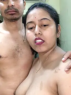 Hot_Misti_69 élő XXX-chatje