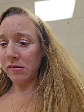 SkyelarsWorld Adlı Modelin Web Kamerası Şovu