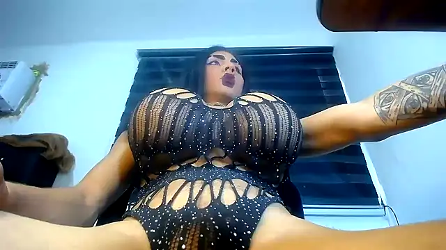 STEFANI_MILLER's Live XXX Chat