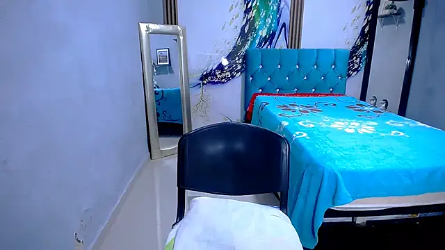 sexy_latynx Show in webcam