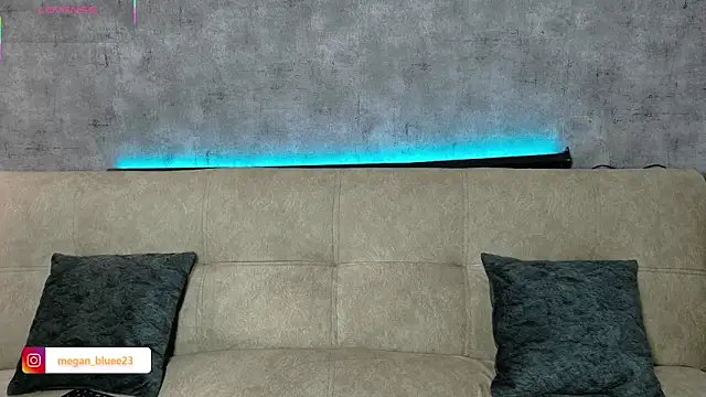 megan_bluee23's Live XXX Chat