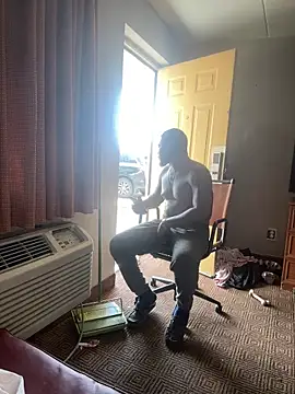 Stressreliever82's Live XXX Chat