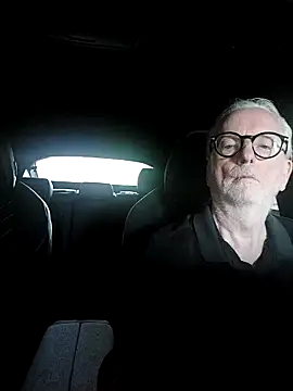 Greyhound70's Webcam Show