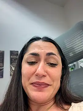 YourQueen18: онлайн-секс-чат