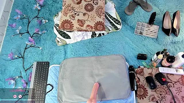 Eilin_clio: онлайн-секс-чат