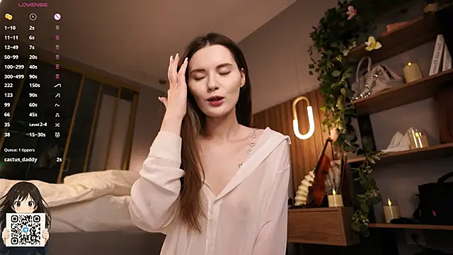 LoraDevon live XXX chat