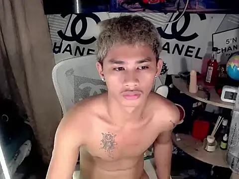 UrPinoyhot Pertunjukan Webcam