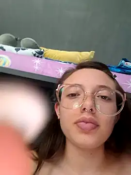 linda-schmidtn Live XXX chat