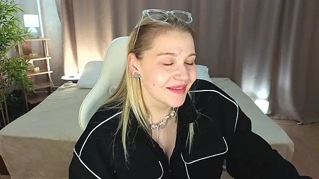 XXX chat uživo modela Colleen_Blake