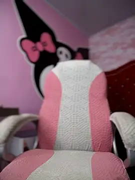 Ambeer-18's Live XXX Chat