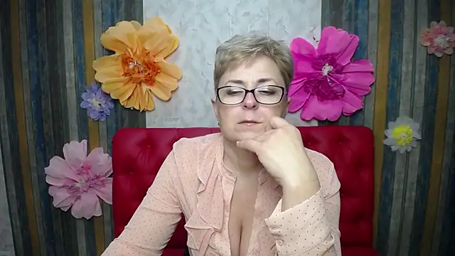 EmiliaGree 라이브 XXX 채팅