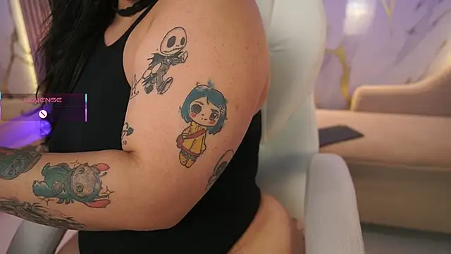 Živý XXX chat EmmaWalkerr_