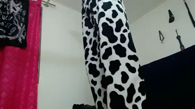 KratosAfroditacs' Live XXX Chat