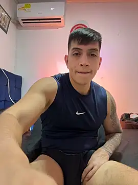 OliverWest04 webcam show