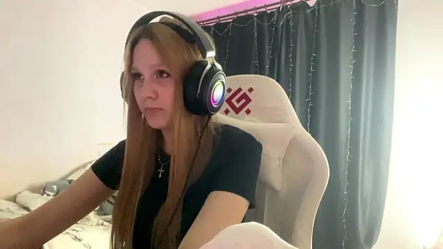 axin_burnell Live XXX-Chat