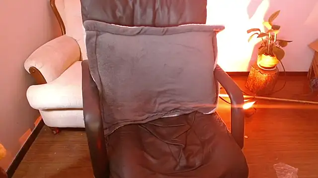 dominica-3: онлайн-секс-чат