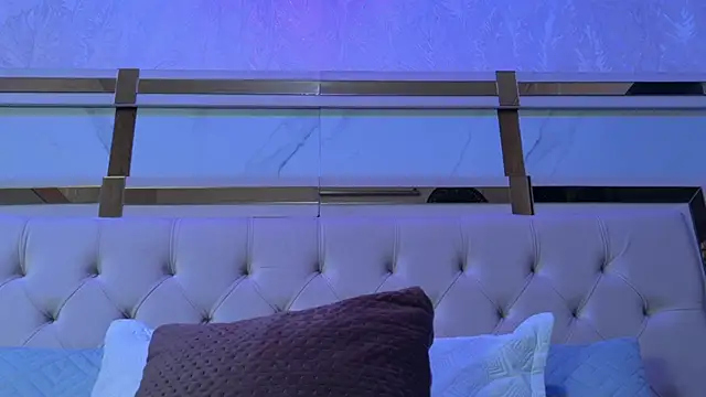 Cameron_Hearts' Live XXX Chat