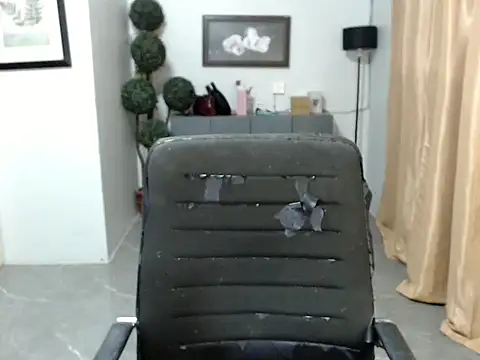 lavandermilk Show Webcam