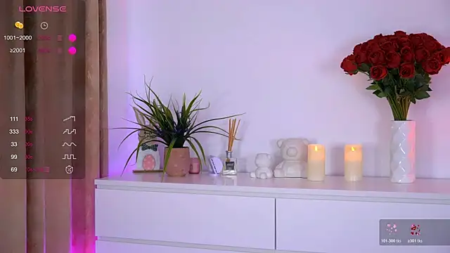 Онлайн чат XXX AishaSins