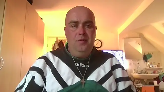 PawelEichmann webcam show