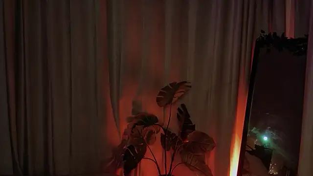 Czat XXX na żywo – HazelHayesss