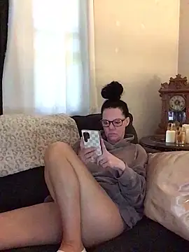 SidneyRaee live XXX chat