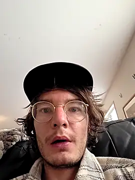 KinkyKittyBoy's Live XXX Chat