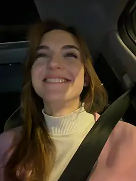 -AngelAri-'s Live XXX Chat