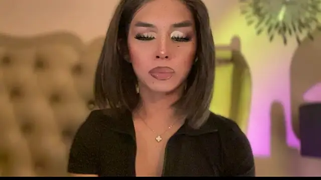 دردشة Worldclass_Maxxine_ الجنسية المباشرة